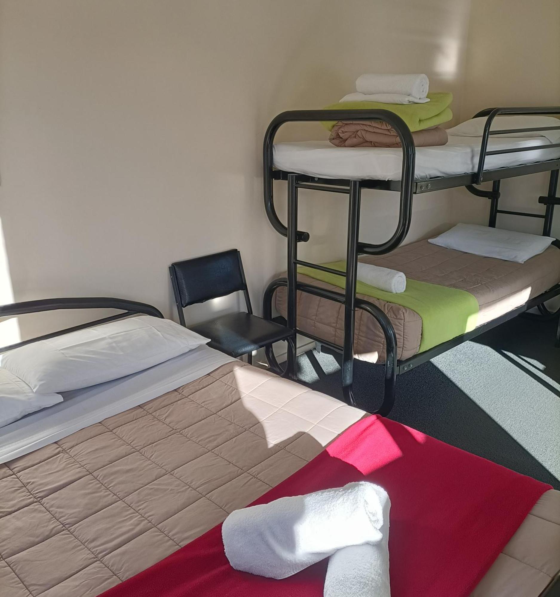 Geraldine Top 10 Holiday Park Экстерьер фото